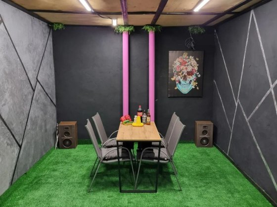 Продам Приватизированый гараж Полярная 19 . Г/К Полярный2 Жк Яскравый Київ