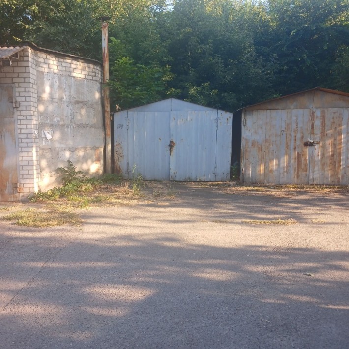 Продам металлический гараж в хорошем месте (район Иванова) Шевч район - фото 1