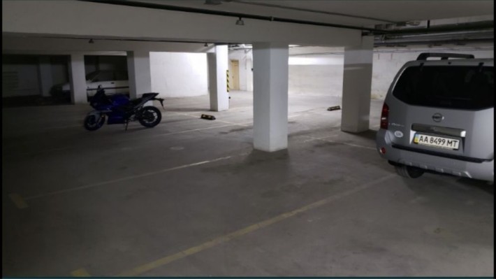 Продам паркоместо Подол Собственник - фото 1