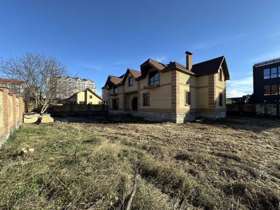 Продаж в Соломʼянському-Голосіївському р-н,будинок 450м2 та 8,5соток Киев