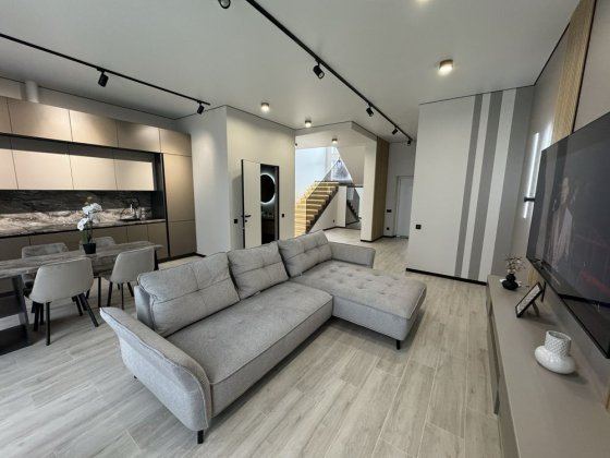 Дом кварира таунхаус Киев Осокорки метро Славутич застройщик без % Киев