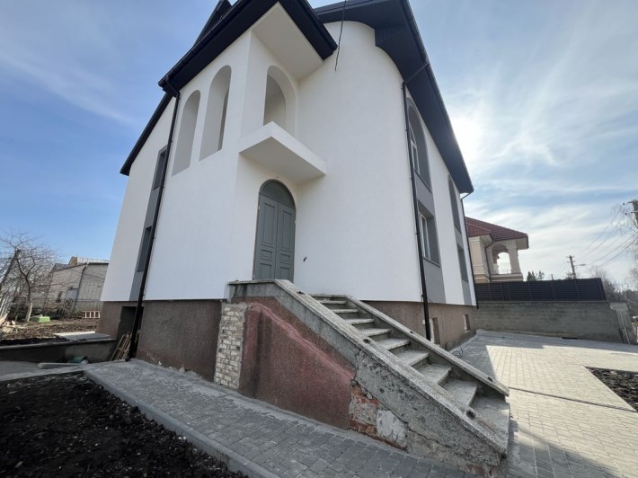 Продам будинок біля озера Рівне р-н Гідропарк - фото 1