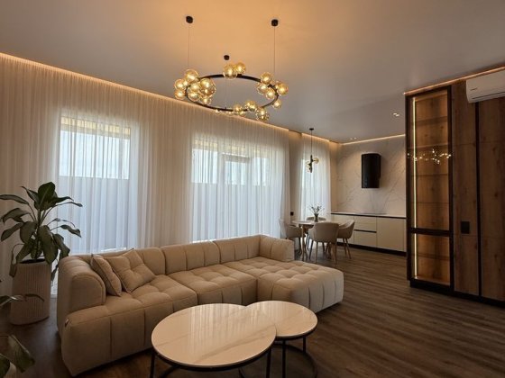 Продається вишуканий 4 кімнатний котедж Ужгород