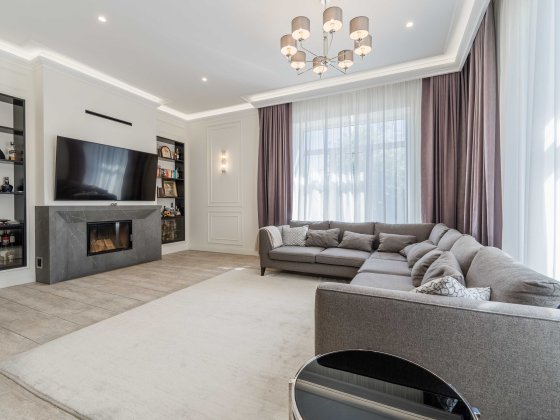 Продам будинок(400м2)з дизайнерським сучасним ремонтом на Печерську Киев