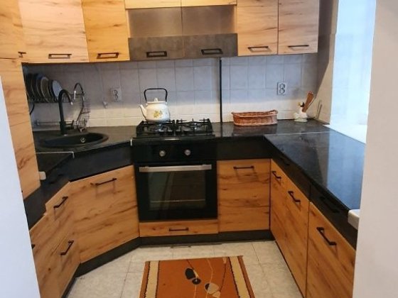 Великий будинок в престижному районі Ужгород