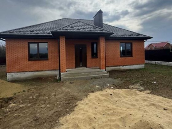 Продається добротний будинок! 100 кв.м. індивідуальний проєкт. Газ. Винница