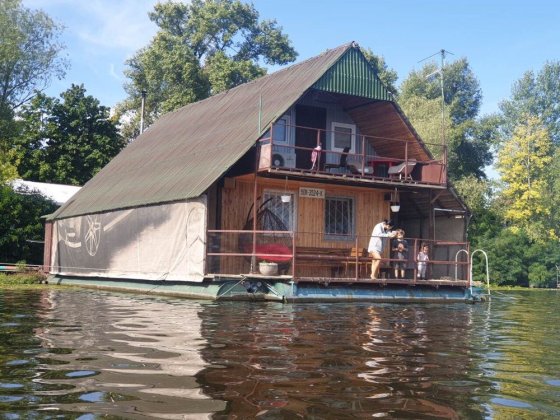 Продам дом на воде. Київ