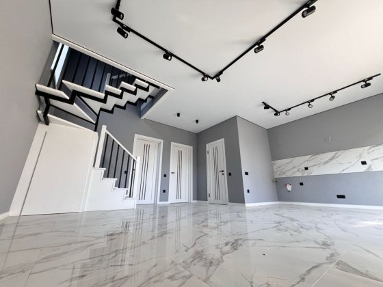 Акційна ціна ‼️ Двоповерховий Будинок 120 кв.м. 4 кімнати , ремонт Винница