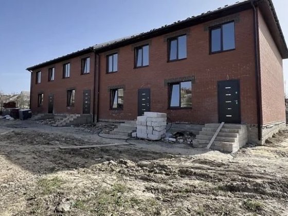 Продаж таунхауса 65 кв. м, 2к на 1,5 соток землі Винница