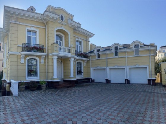 Печерськ, Тимірязівська, Звіринецька, Л. Чайкіної,  Ботанічний сад Киев