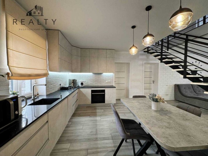 Будинок на Сонячному з сучасним ремонтом (22-350-114) - фото 1