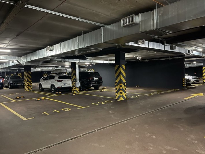 Терміново! Продам паркомісце, паркінг Уютний Квартал - фото 1