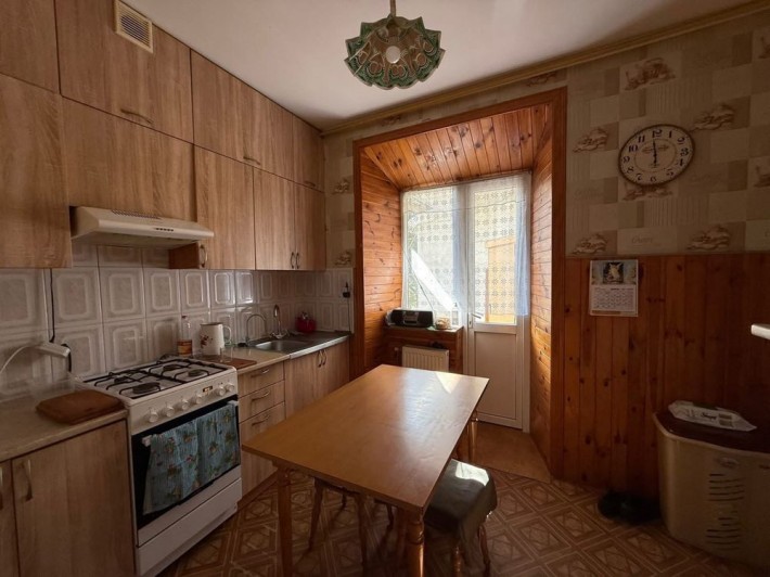 Продаж 5 -ти кімнатного будинку м.Ужгород вул.Джамбула - фото 1