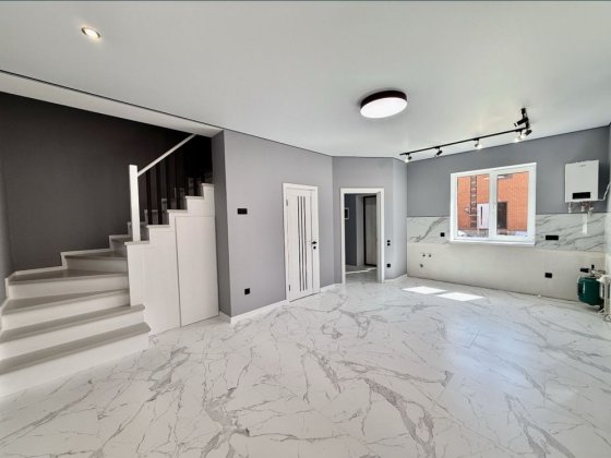 БЕЗ КОМІСІЇ ‼️ Новий ремонт Кухня студія + 2 спальні Винница