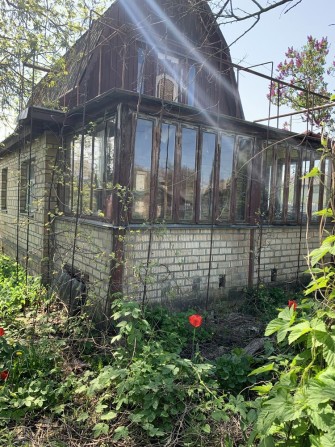 Продажа дом 40м. с зем. участком 5.4 сот Ул. Садовая 58. До метро 2 км - фото 1