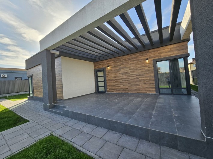 Продам свой дом с ремонтом, Осокорки 155м, метро Славутич! - фото 1