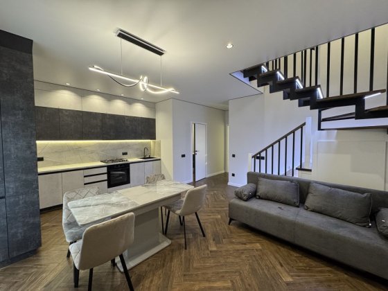 Продам Таунхаус з меблями та технікою! Всі центральні комунікації! Винница