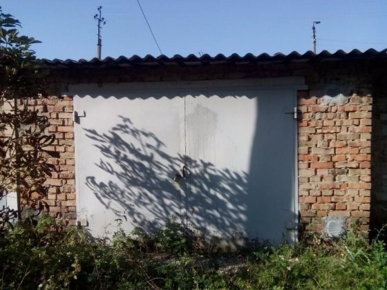 Продаж або оренда хороший гараж. НЕДОРОГО Лисянка