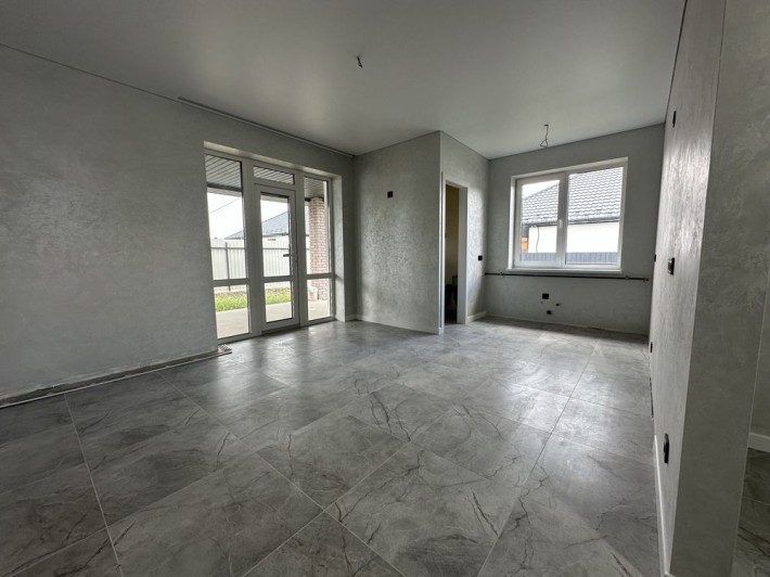 Продаж будинку з ремонтом - фото 1