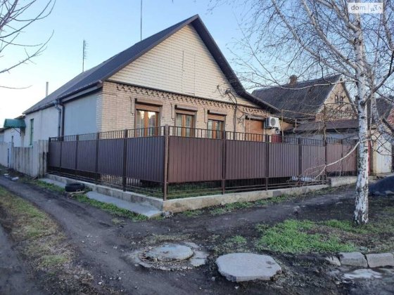 Продаж півбудинку в районі Павло-Кічкаса з газом