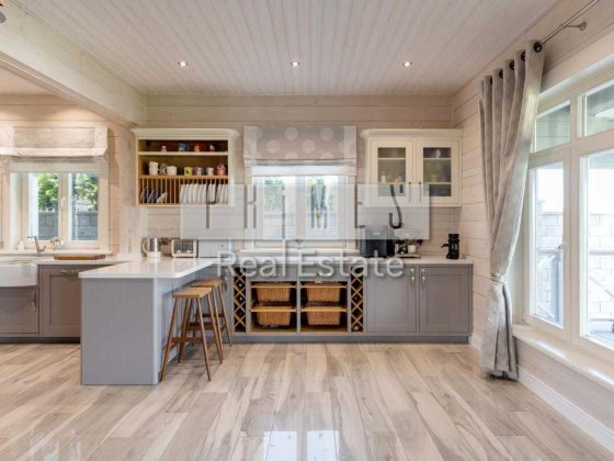 Продажа дом, 350м, 16 соток, Осокорки, выход к озеру, Osocor Дарницкий Київ