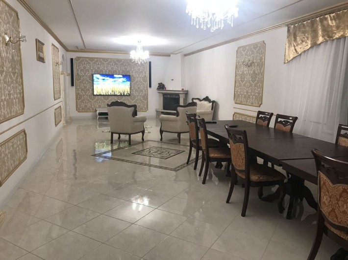 Продам будинок 450кв.2 з бомбосховищем - фото 1