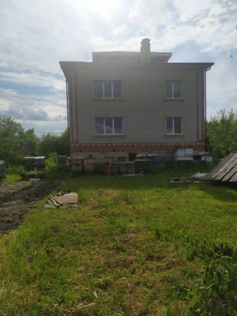 Будинок 240 кв  ділянка 25 соток - фото 1