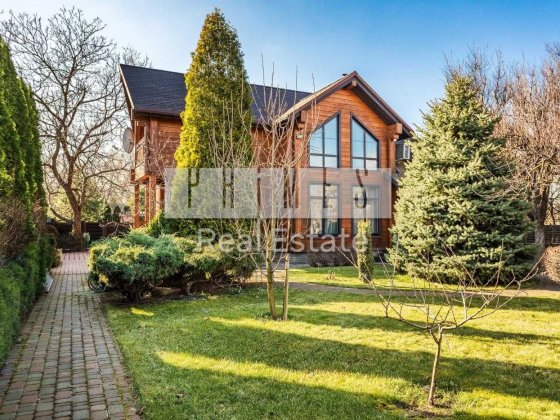 Продаж будинку із клеєного бруса на Осокорках Київ