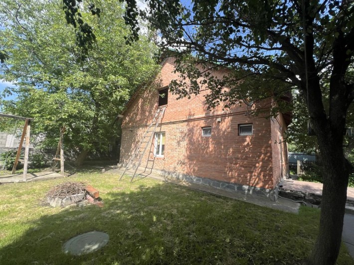 Продається окремий будинок в районі ринку Хмільники - фото 1