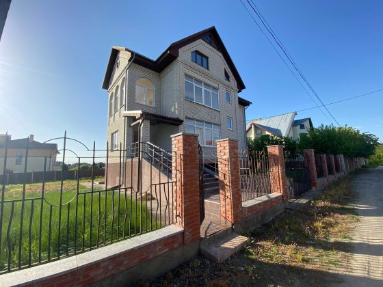 Продається добротний БУДИНОК для ЩАСЛИВОЇ РОДИНИ Житомир