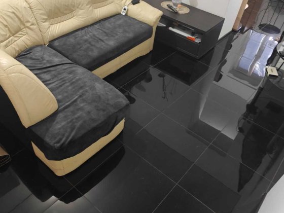 Продам танхаус на Правом