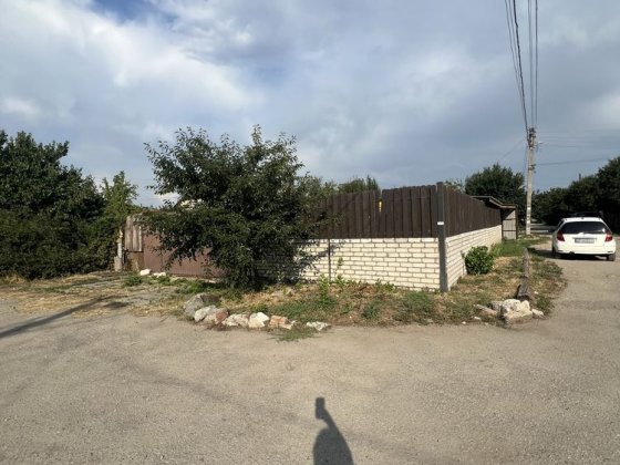 Продается полдома Бородинский мкрн.