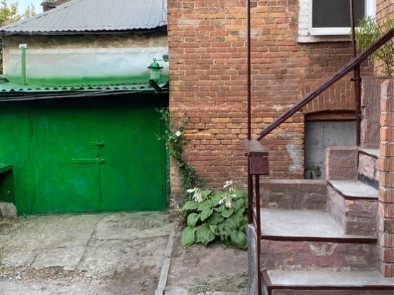 Продам часть дома в низу Рабочей от хозяина Днепр