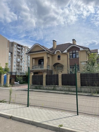 Продаж котеджу, будинка в Голосіївському районі, Феофанія - фото 1