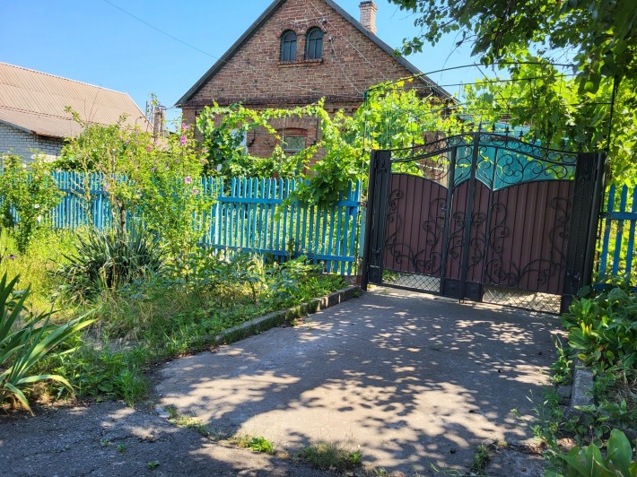 Продажа дома в Заводском районе /  + времянка - фото 1
