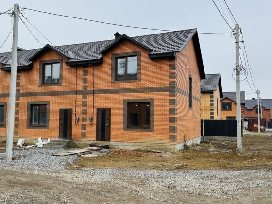 Продам Кутовий ТауХаус 95 кв.м. 3 спальні Винница