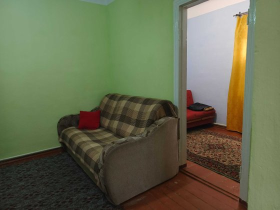 пол дома по ул Красноградская