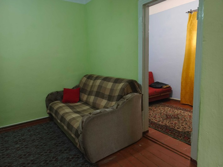 пол дома по ул Красноградская - фото 1