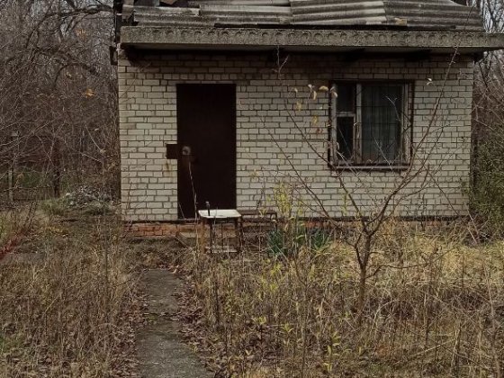 Дача, будинок, земельна ділянка