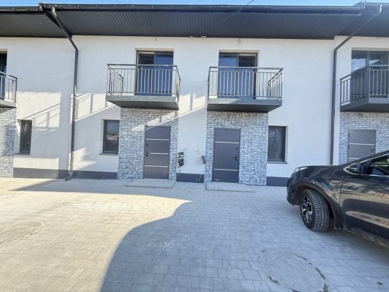 Продам танхаус в стилі хайтек, все поруч!!! Винница