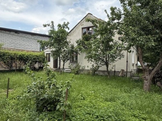 Продаж будинку під реконструкцію по вул.Повітряна.район Левандівка Львів