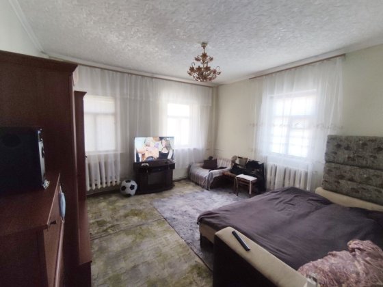 Район Типографія/Кр.Ринок.Продам пів будинку з окремим подвірям.. Кропивницкий