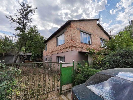 Часть дома с участком земли на Б.Балке ниже ул. Полтавской Кропивницкий