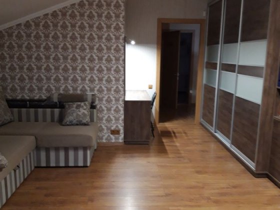 Дом, Южный рынок