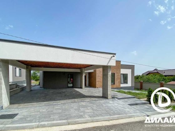 Новий будинок у стилі HIGH TECH 2022р. на закритій території