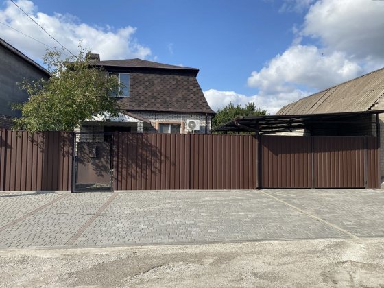 Продам 2х этажный дом Шевченковский ( пос. Димитрова)