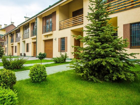 Просторий та комфортабельний двоповерховий таунхаус