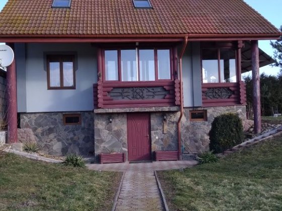 Будинок зі ставами біля Львова. Львів