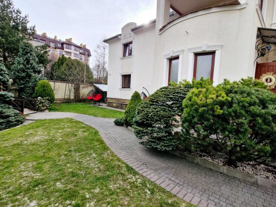 Продаж VIP будинок Залізничний р-н Львів з ремонтом вул.Окружна Львов
