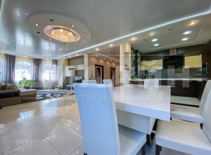 Будинок  PREMIUM 220 м2 , 4 спальні  в центрі Правого Берега - фото 1